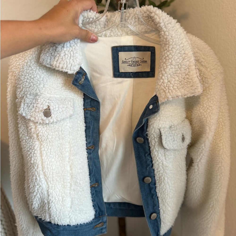 Jean jacket with Sherpa! Only worn a few times!